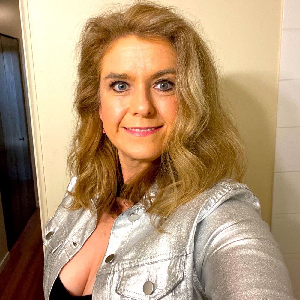 Meet your Posher, Karen